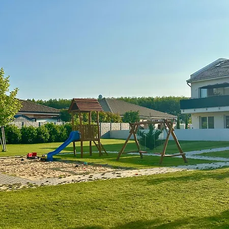 Urban Nest * Dunajská Streda